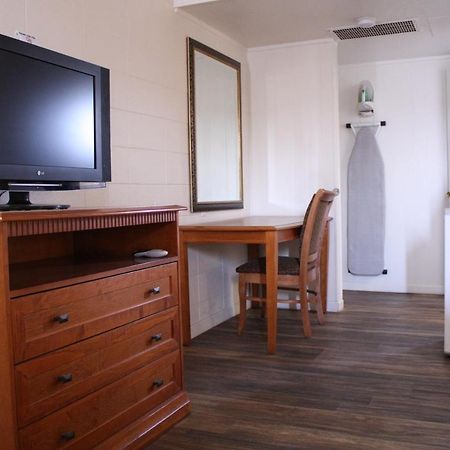 Budget Inn Ontario Esterno foto