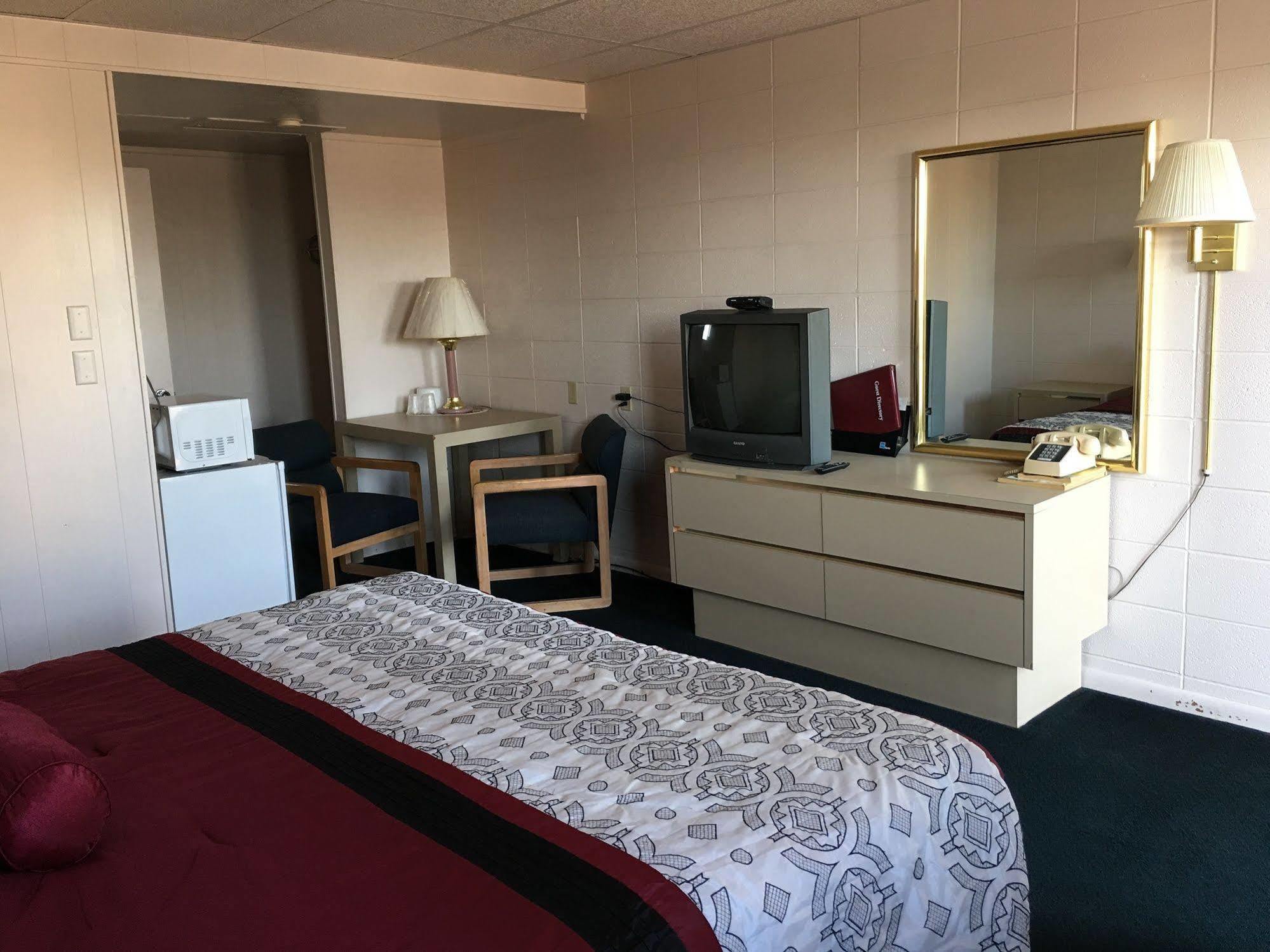 Budget Inn Ontario Esterno foto
